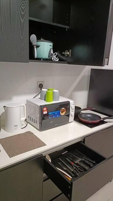 Cozy Flexus Signature 4 Guests Pool Nflix Hbo Kuala Lumpur Luaran gambar